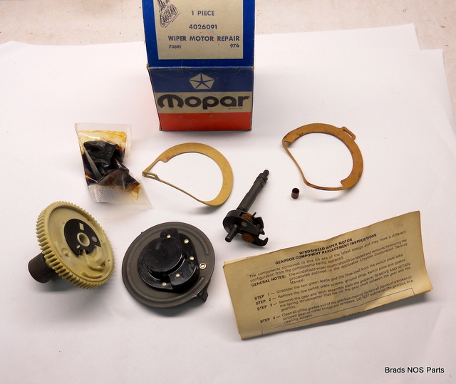 NOS new Mopar 196977 Plymouth Dodge Chrysler 3/var spd WIPER MOTOR